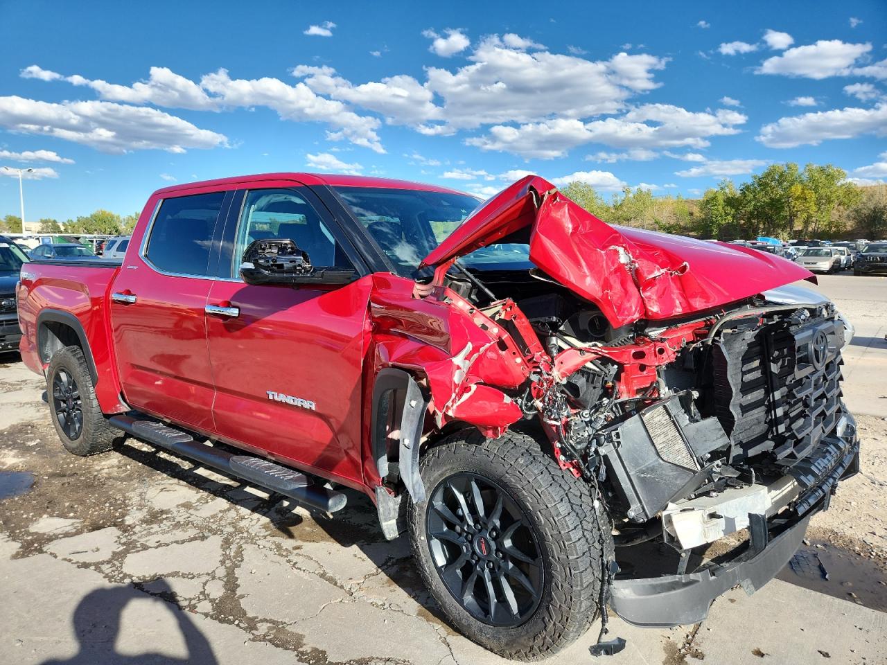 TOYOTA TUNDRA CREWMAX LIMITED