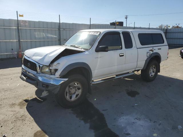 Global Auto Auctions: 2002 TOYOTA TACOMA XTR