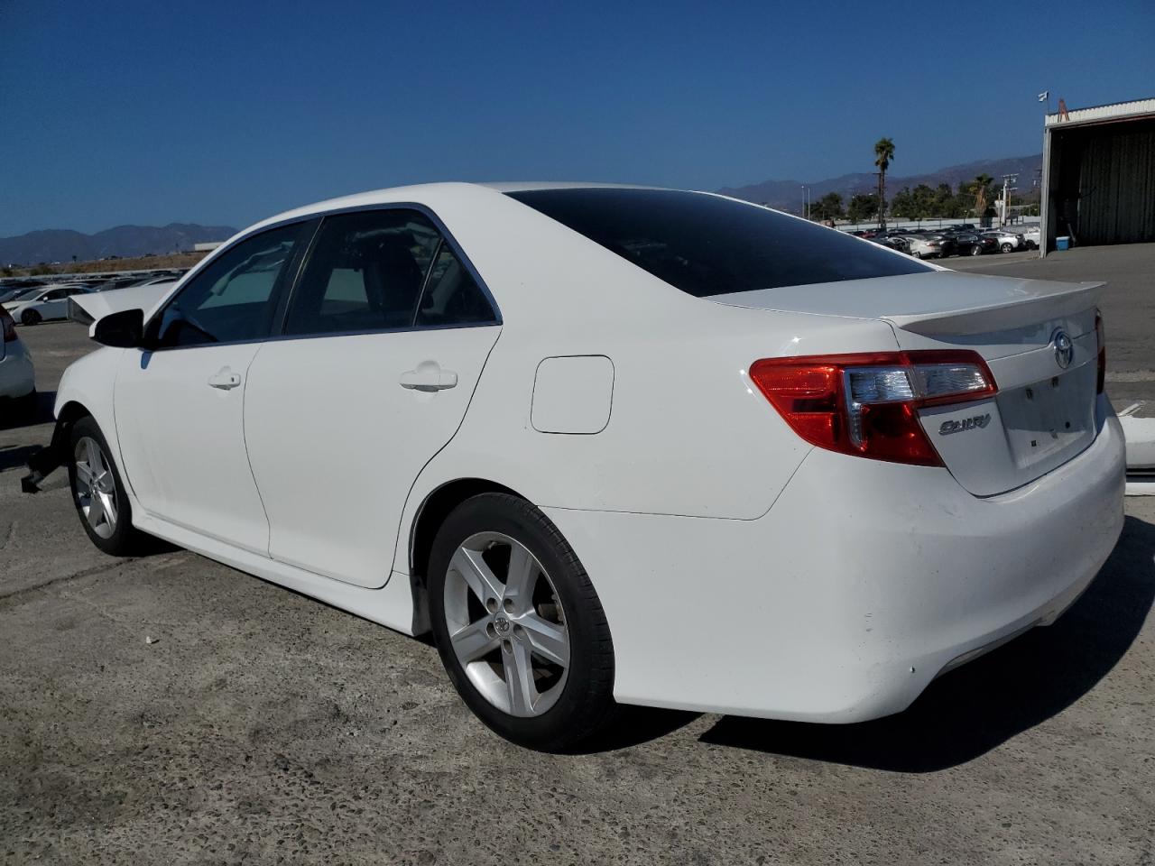 TOYOTA CAMRY L