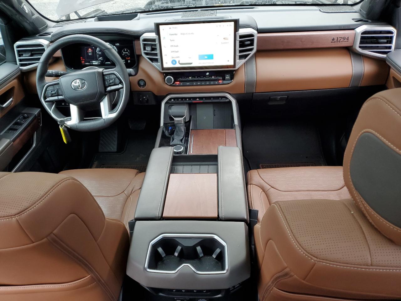 TOYOTA TUNDRA CREWMAX PLATINUM