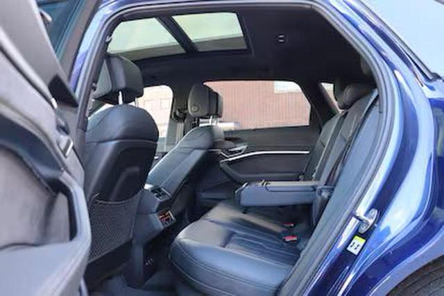 2022 AUDI E-TRON CHR - WA1VABGE0NB038110