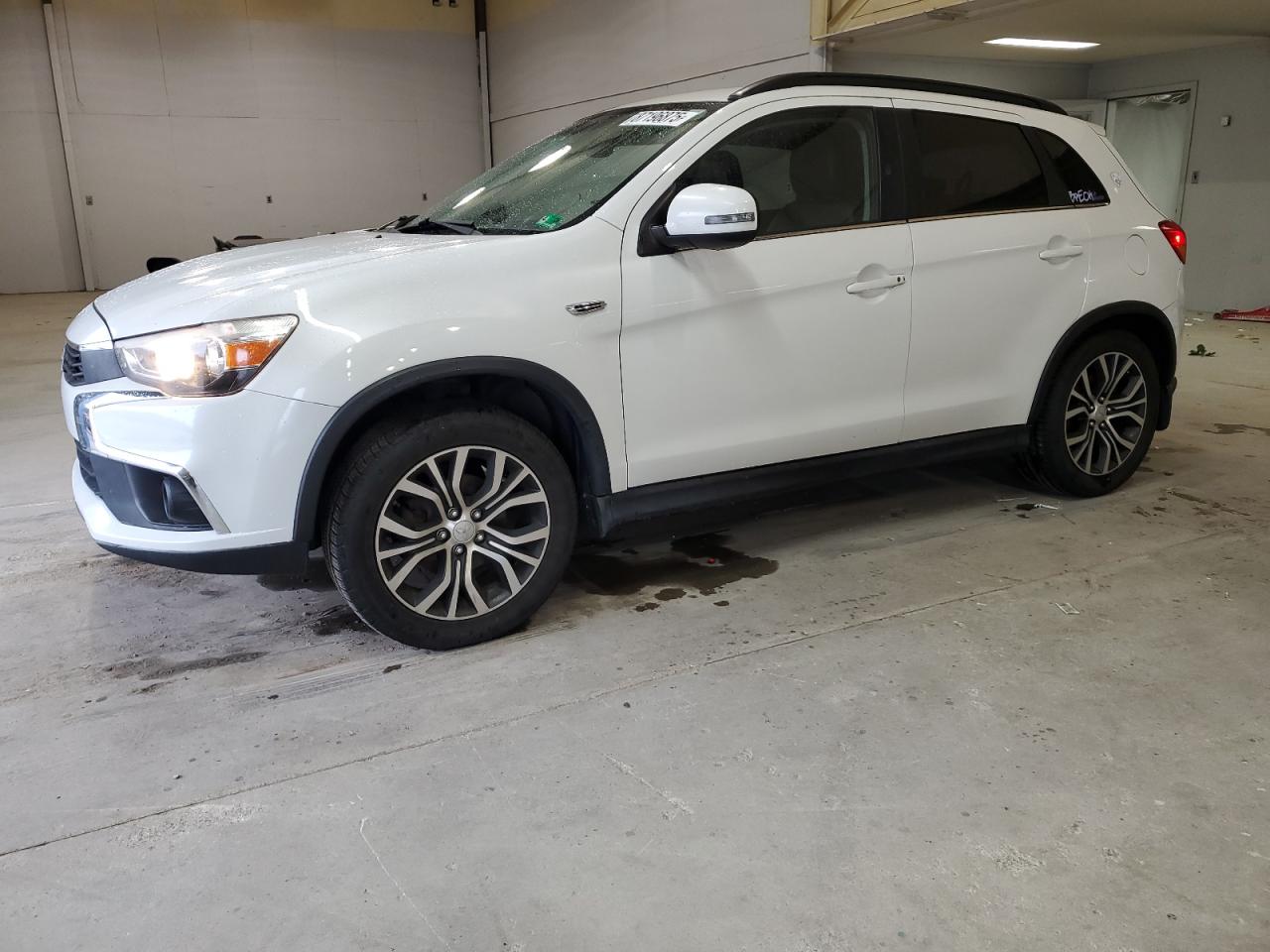 Lot #3297147507 2016 MITSUBISHI OUTLANDER