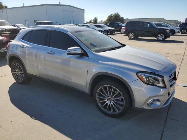 2018 MERCEDES-BENZ GLA 250 4M WDCTG4GB4JJ436721
