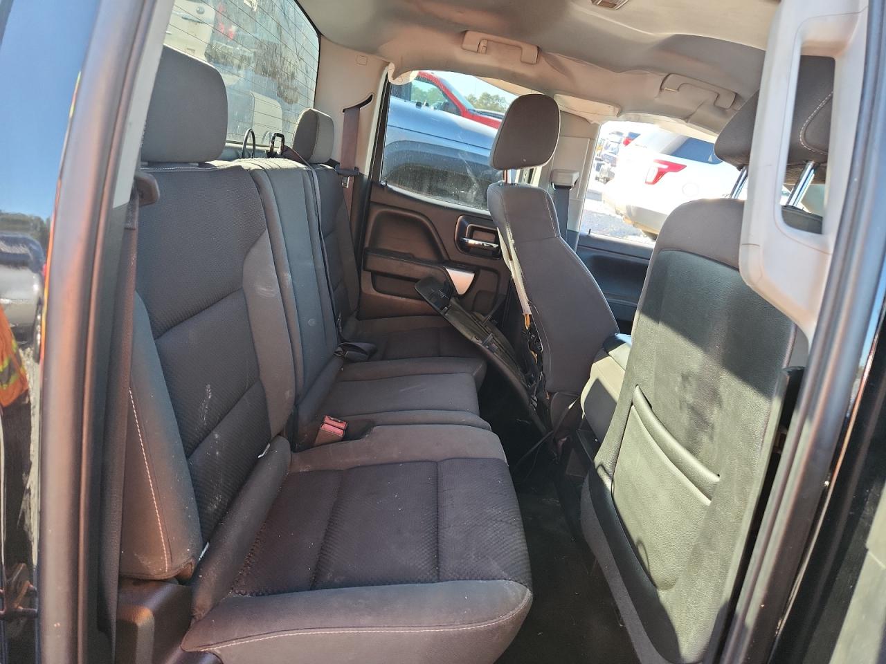 CHEVROLET SILVERADO C1500 LT