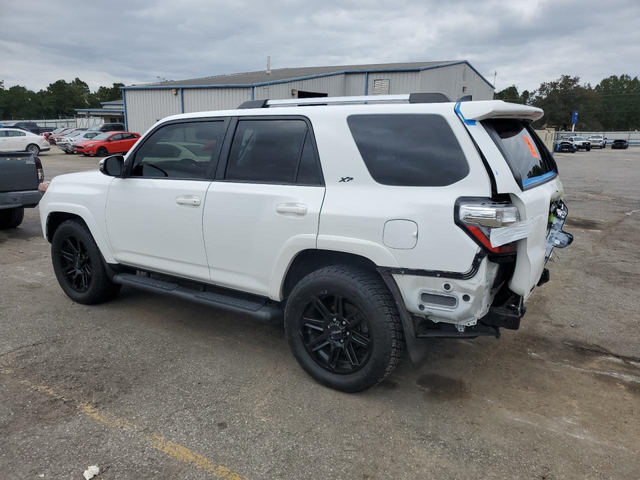 TOYOTA 4RUNNER SR5