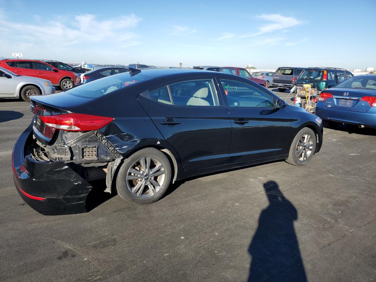 Lot #3302687057 2018 HYUNDAI ELANTRA SE