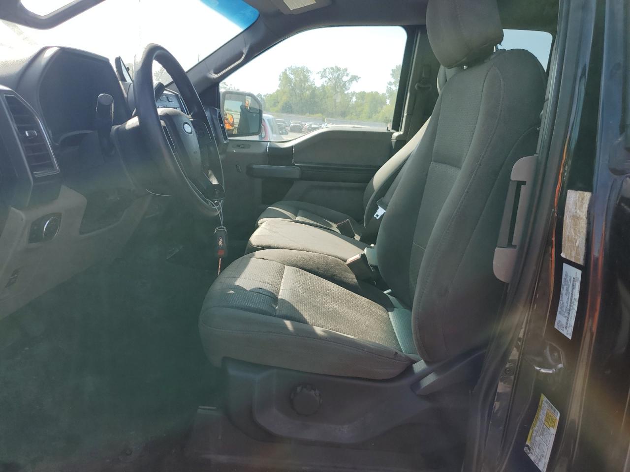 FORD F-150 SUPER CAB