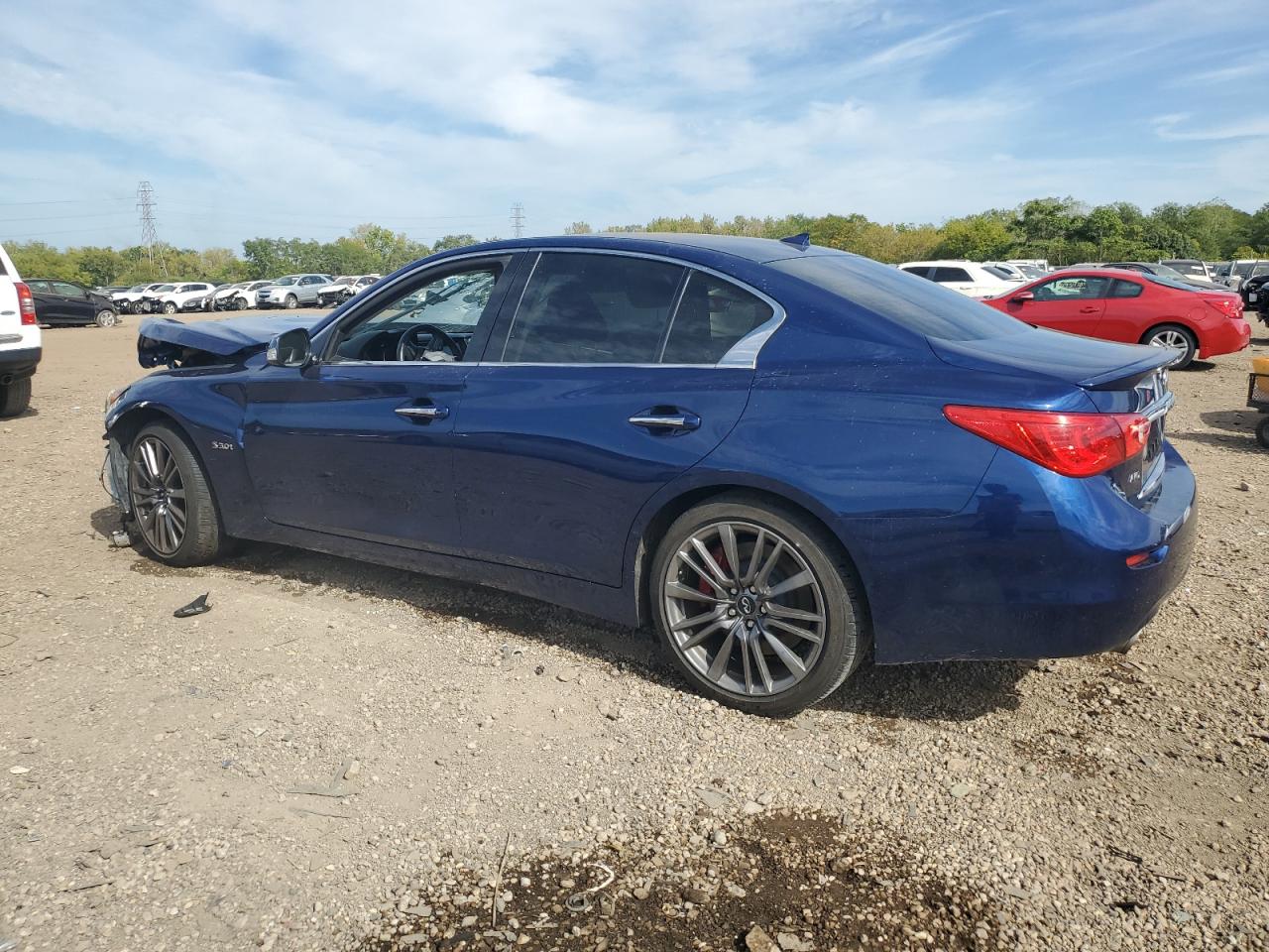 INFINITI Q50 RED SPORT 400