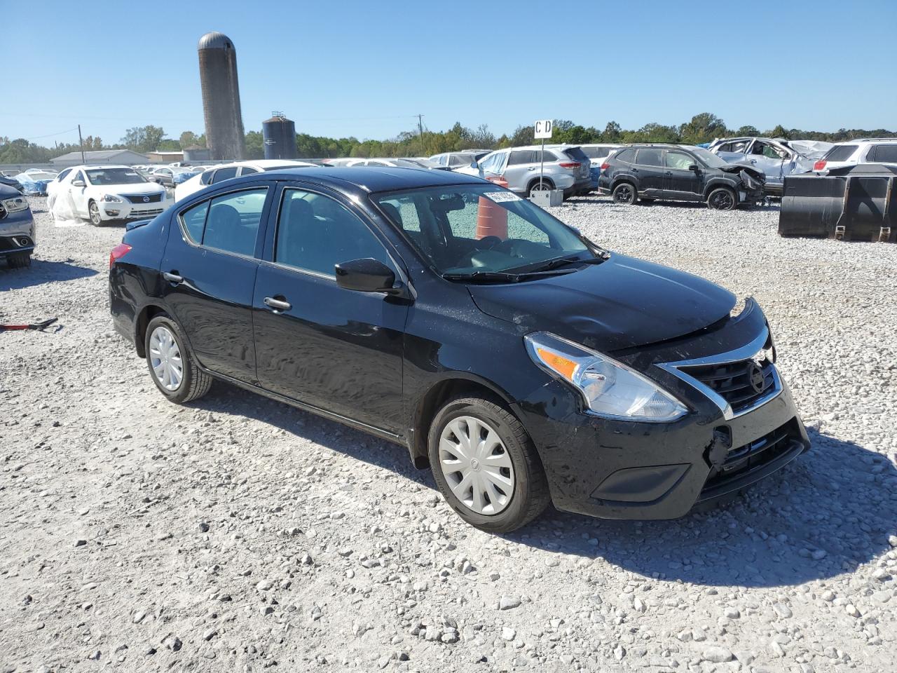 NISSAN VERSA S