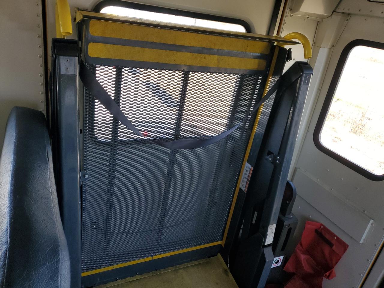 Lot #3274680900 2013 IC CORPORATION CE SERIES SCHOOL