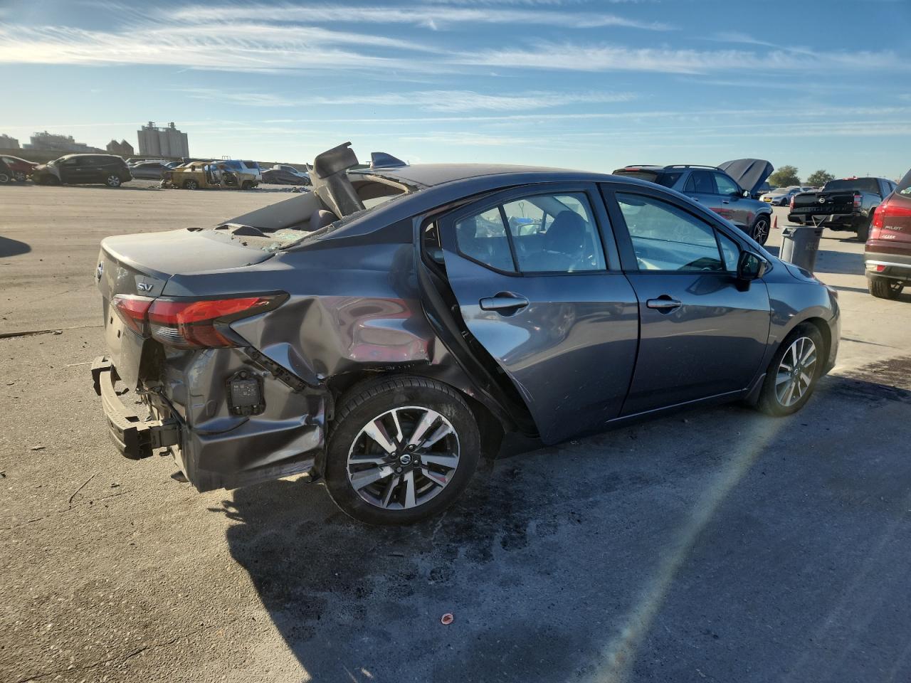 Lot #3311667227 2022 NISSAN VERSA SV