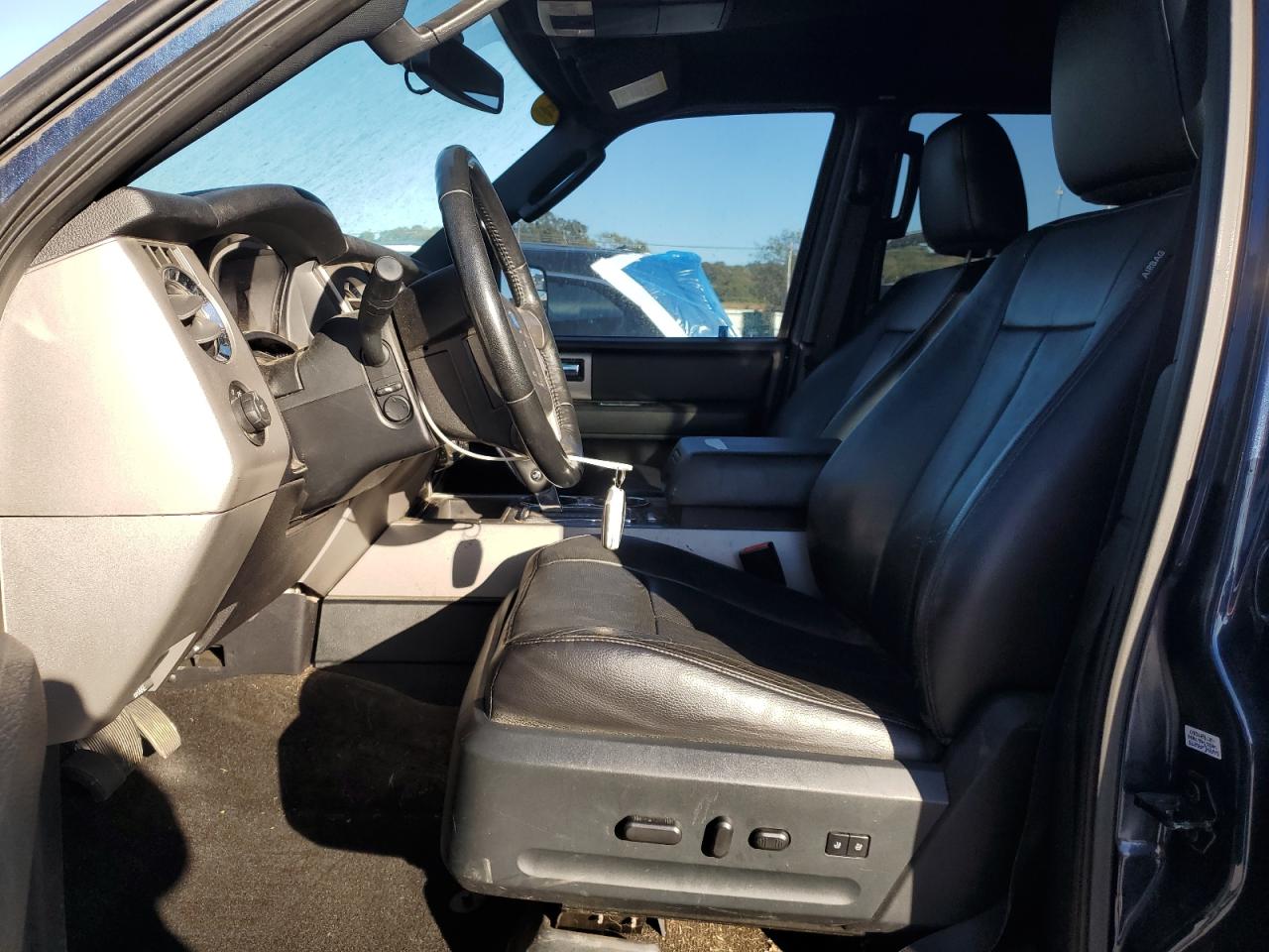 FORD EXPEDITION LIMITED