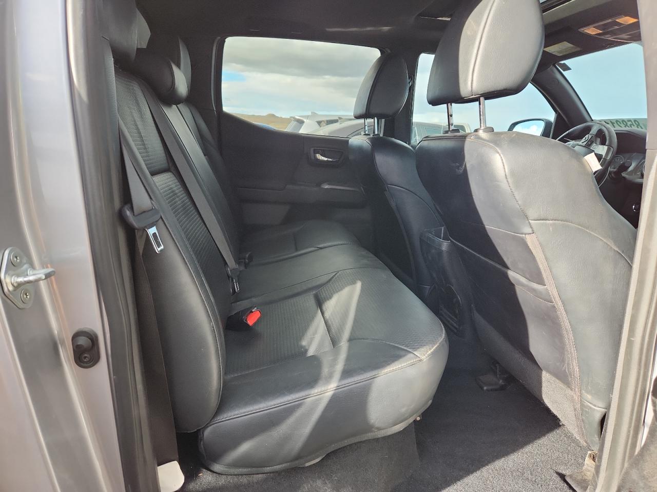 TOYOTA TACOMA DOUBLE CAB