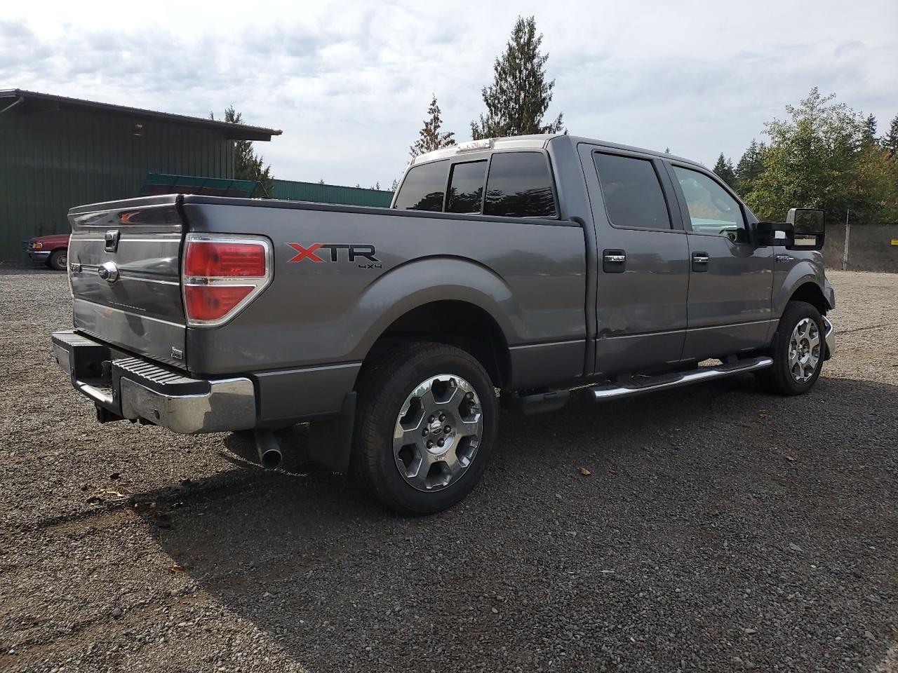 FORD F-150 SUPERCREW