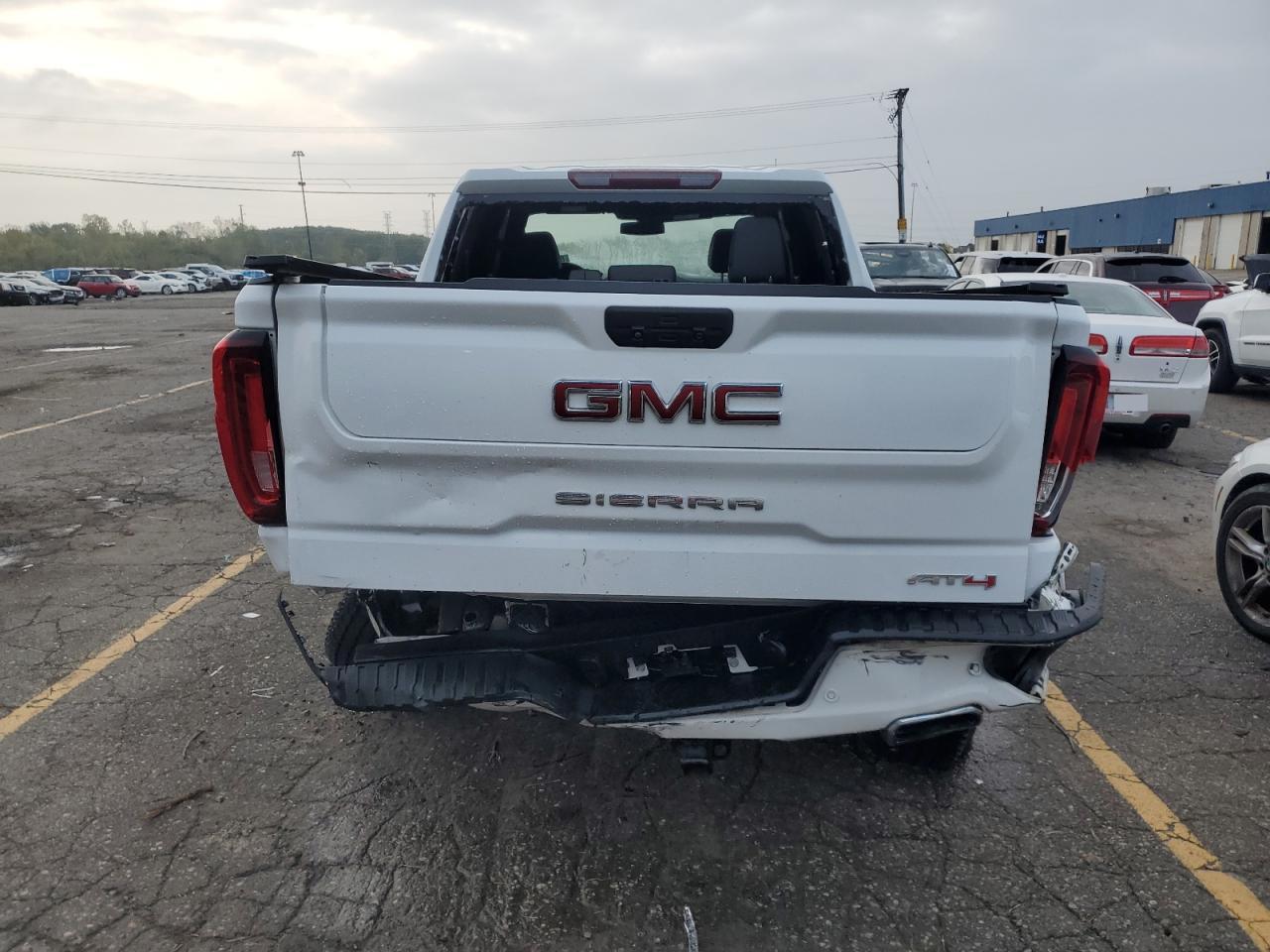 GMC SIERRA K1500 AT4