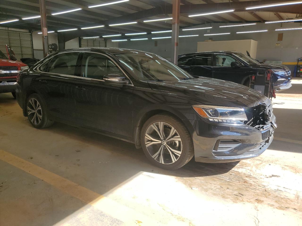 VOLKSWAGEN PASSAT SE