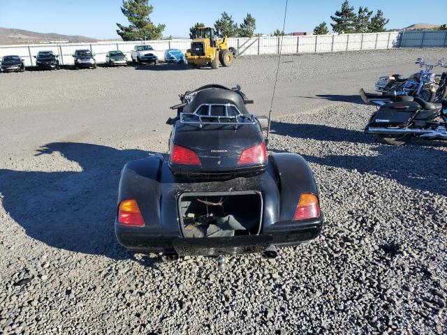 2001 HONDA GL1800 #3294309882