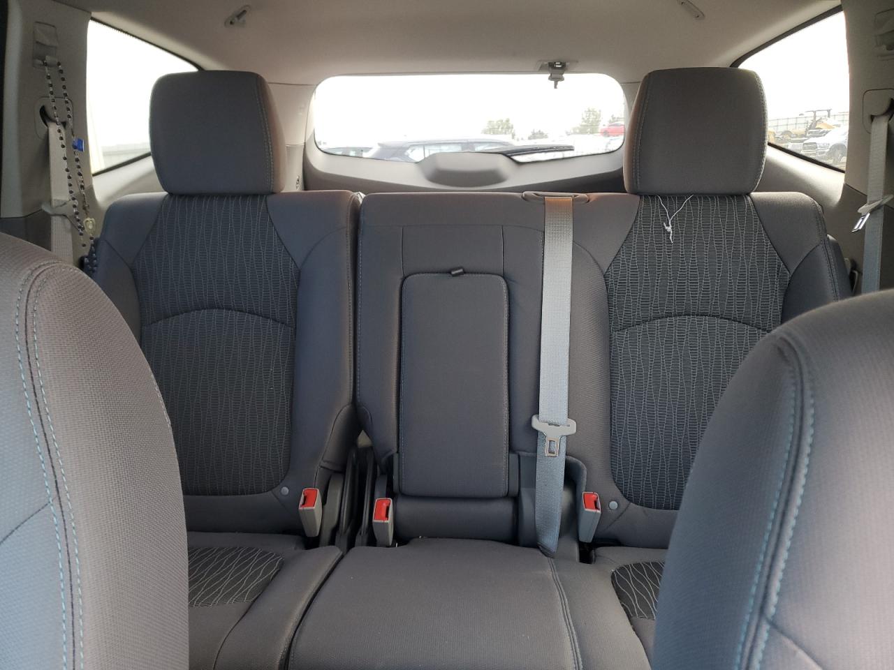 CHEVROLET TRAVERSE LS