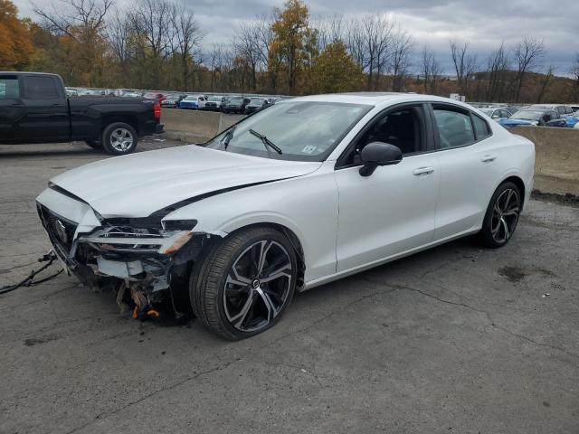 Global Auto Auctions: 2024 VOLVO S60 PLUS