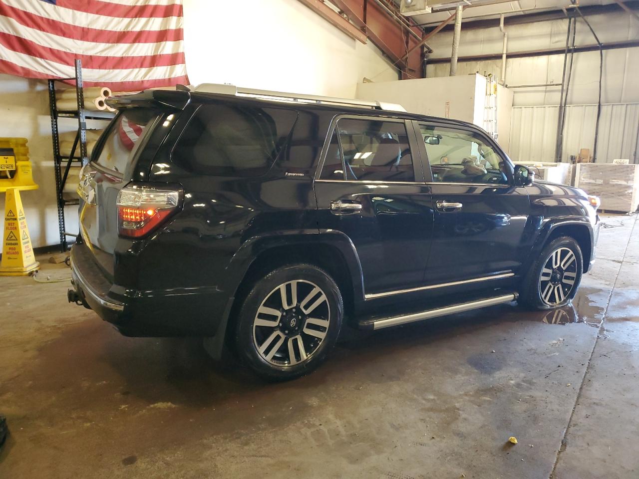 TOYOTA 4RUNNER SR5/SR5 PREMIUM