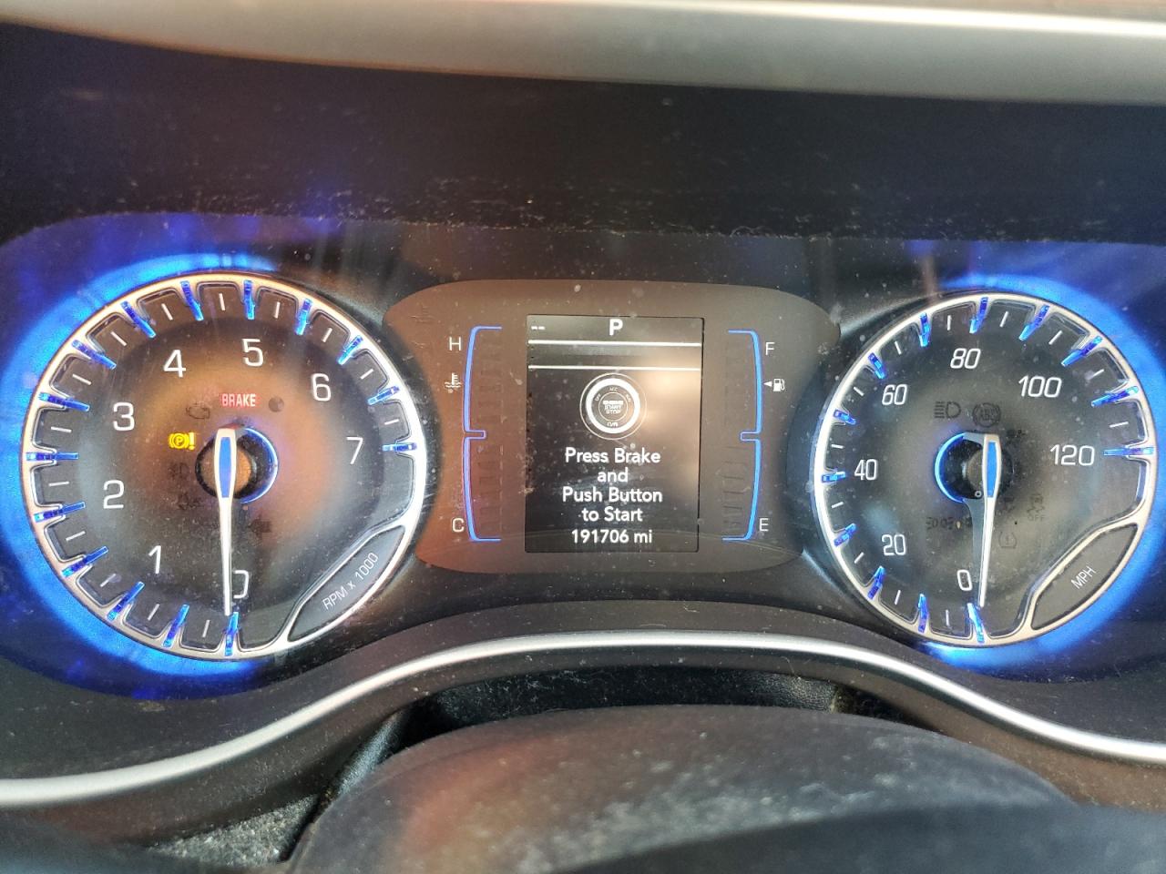 CHRYSLER VOYAGER LXI