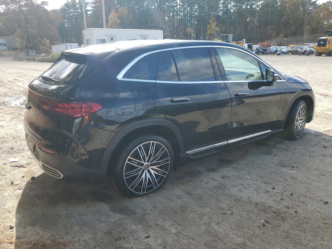 MERCEDES-BENZ EQE SUV 350+