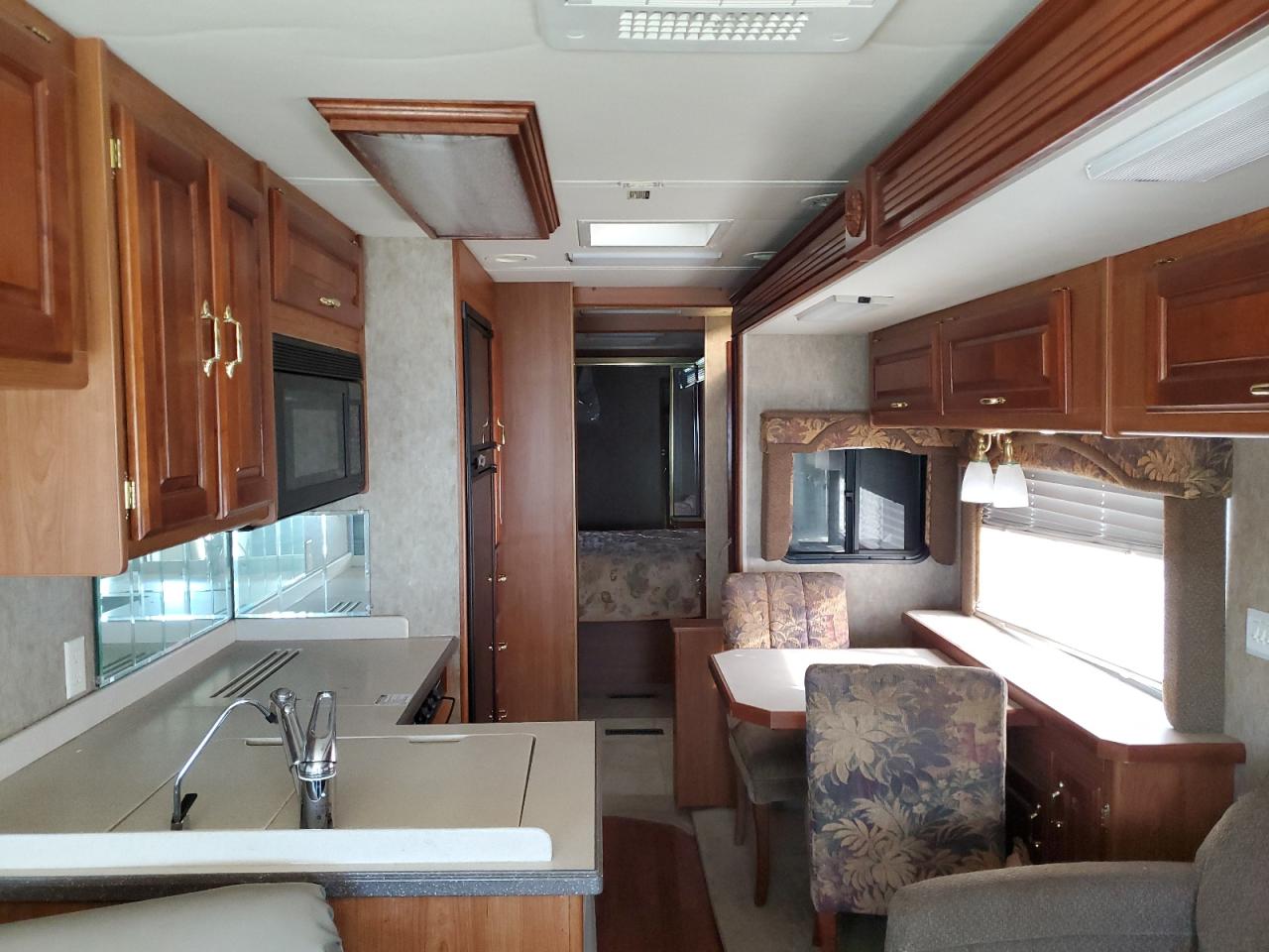 Lot #3279484267 2005 ROADTREK MOTORHOMES MONOCOQUE