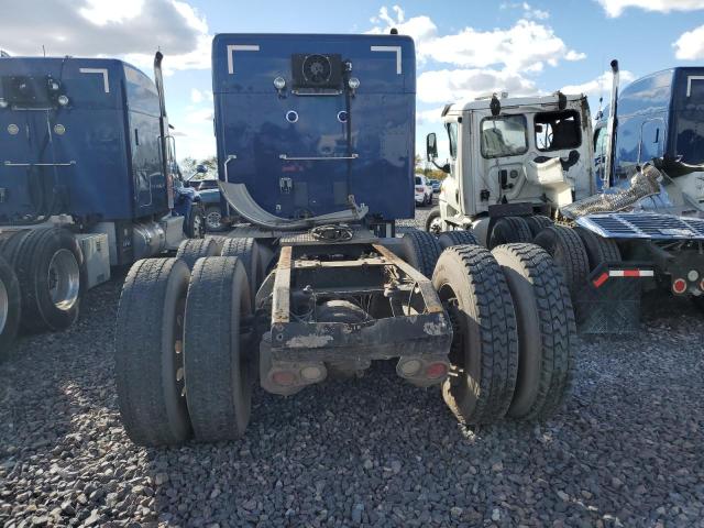 2015 PETERBILT TRACTOR 579 #3273977784