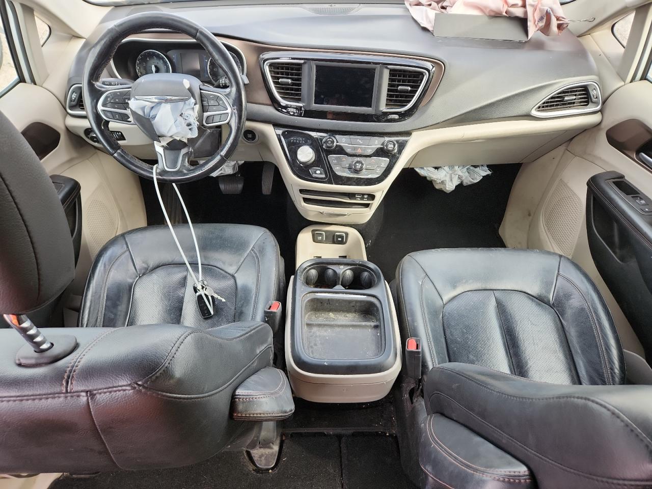 CHRYSLER PACIFICA TOURING L