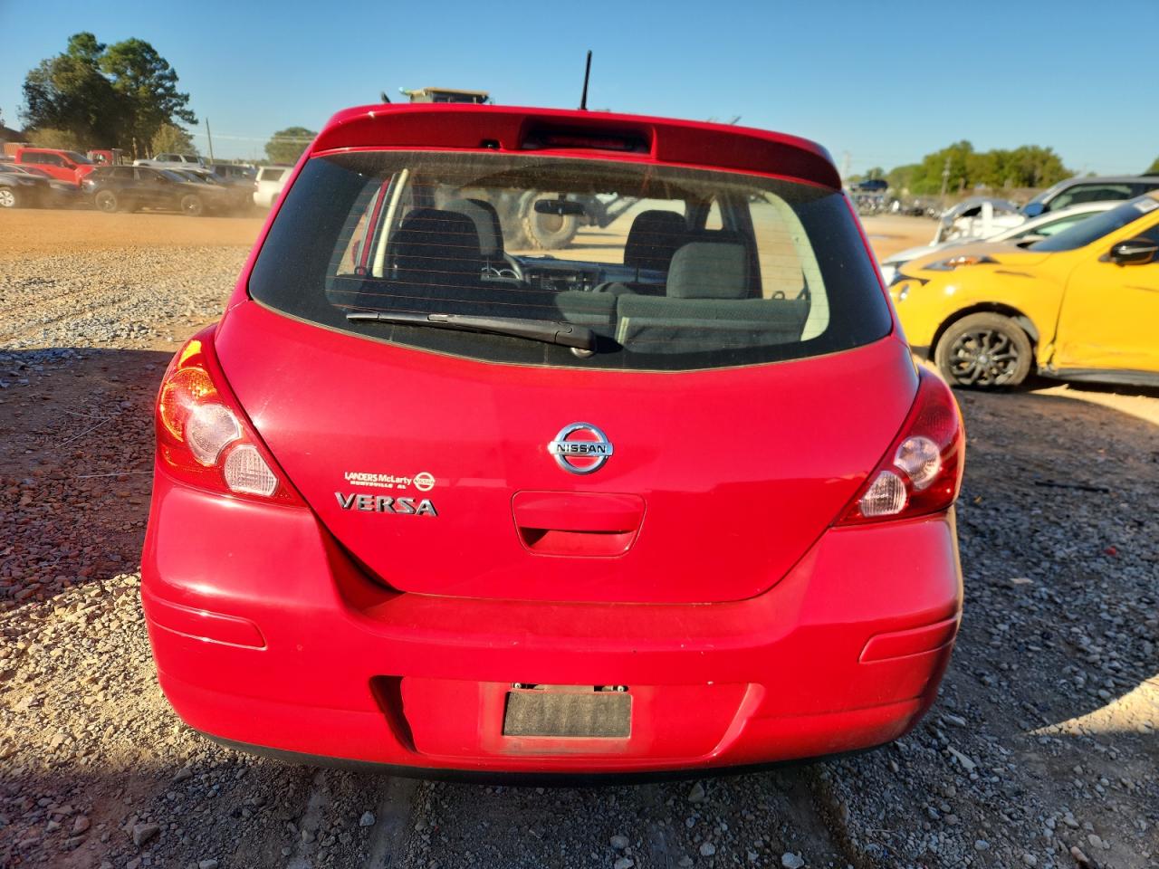 NISSAN VERSA S