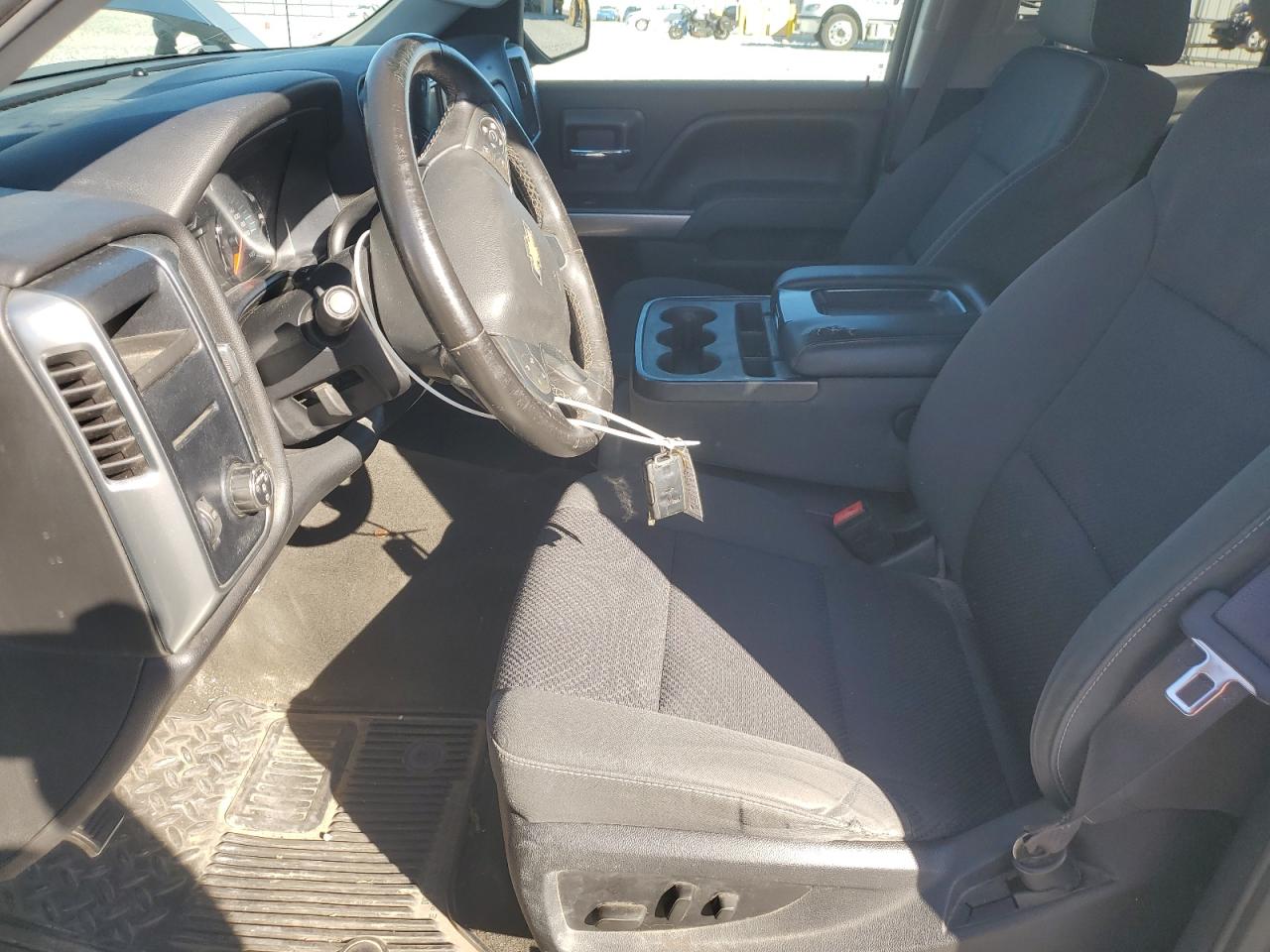 CHEVROLET SILVERADO C1500 LT