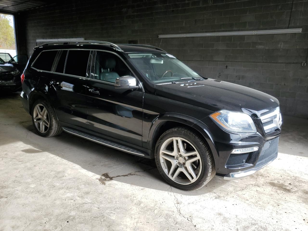 MERCEDES-BENZ GL-CLASS 550 4MATIC