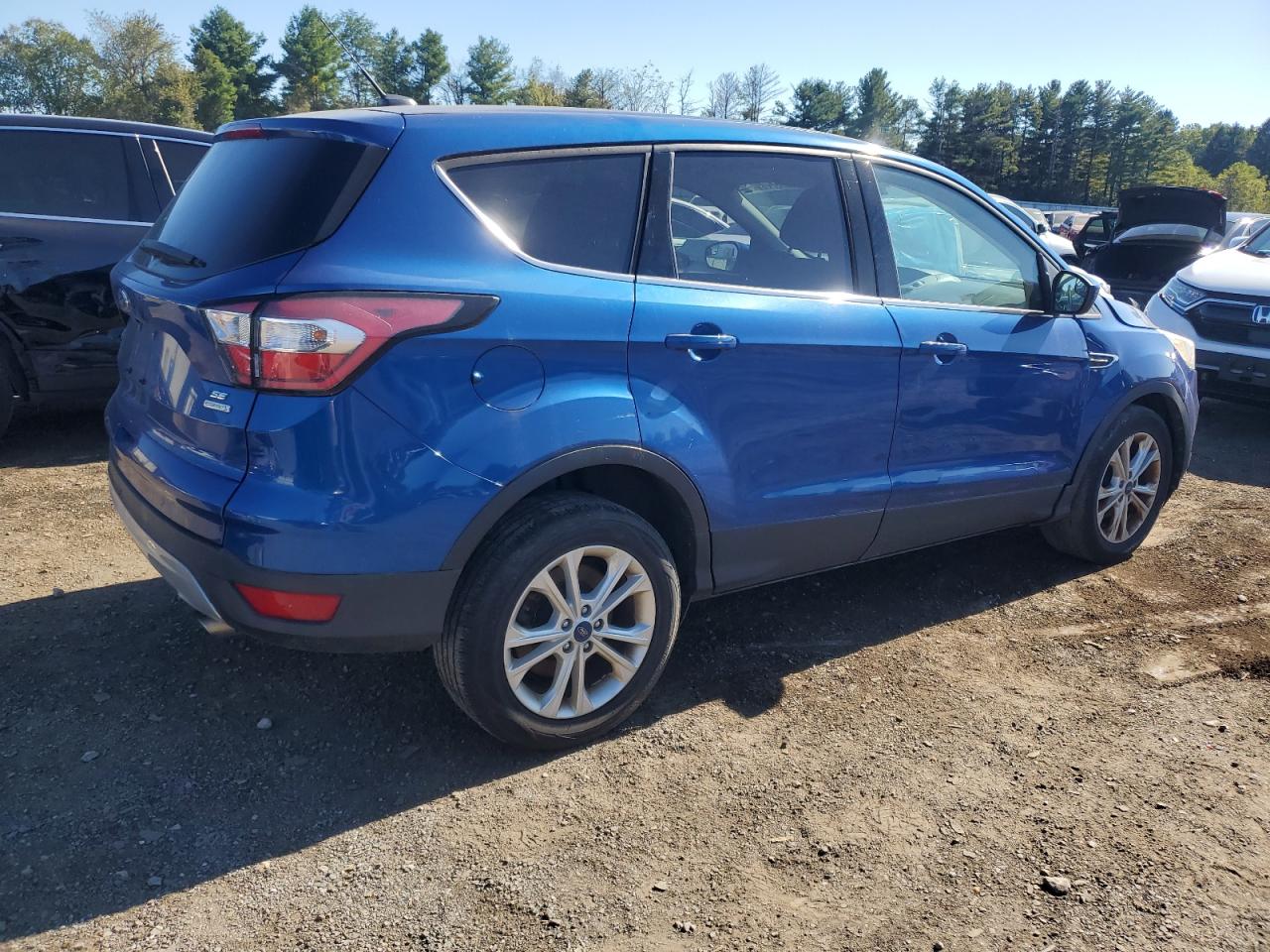 FORD ESCAPE SE