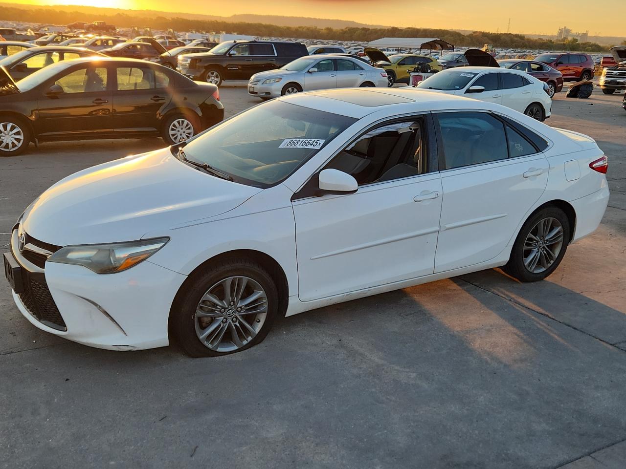 TOYOTA CAMRY LE