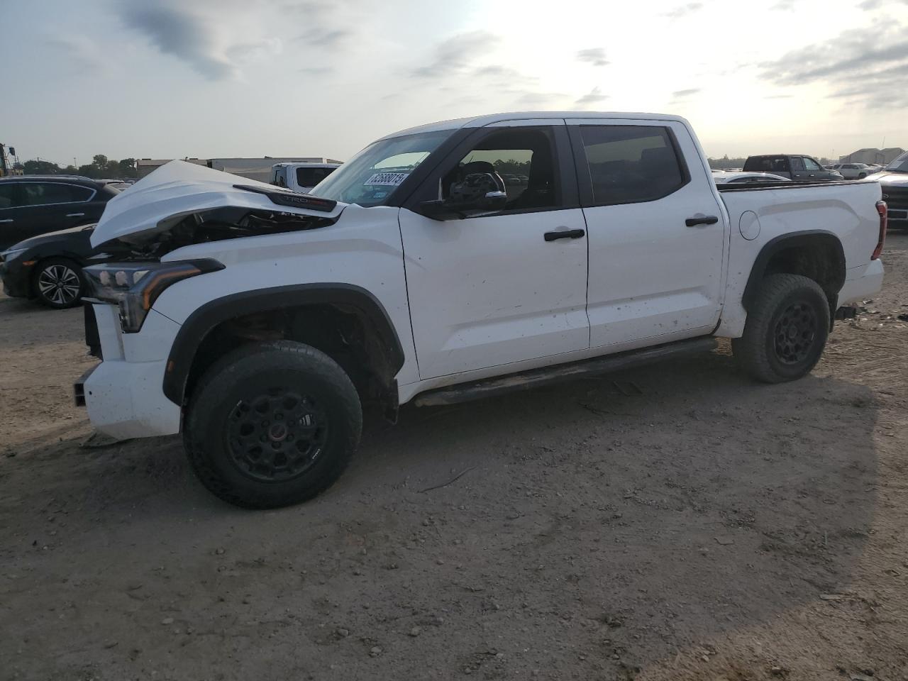 TOYOTA TUNDRA CREWMAX LIMITED