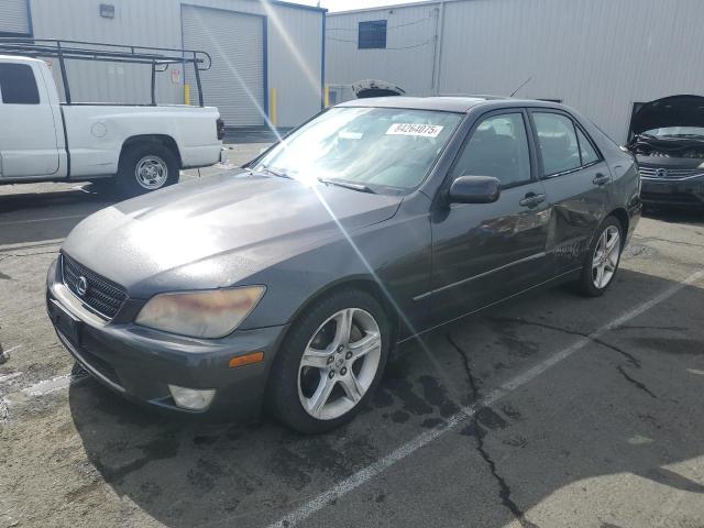 Global Auto Auctions: 2003 LEXUS IS 300