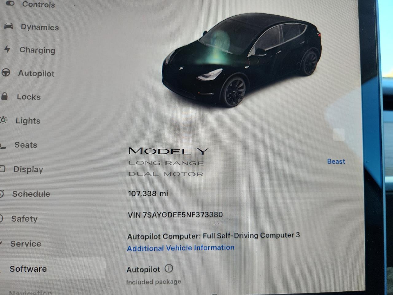 TESLA MODEL Y