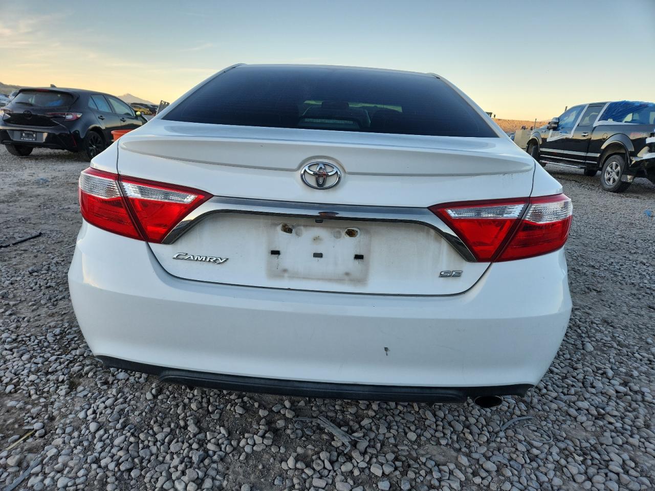 TOYOTA CAMRY LE