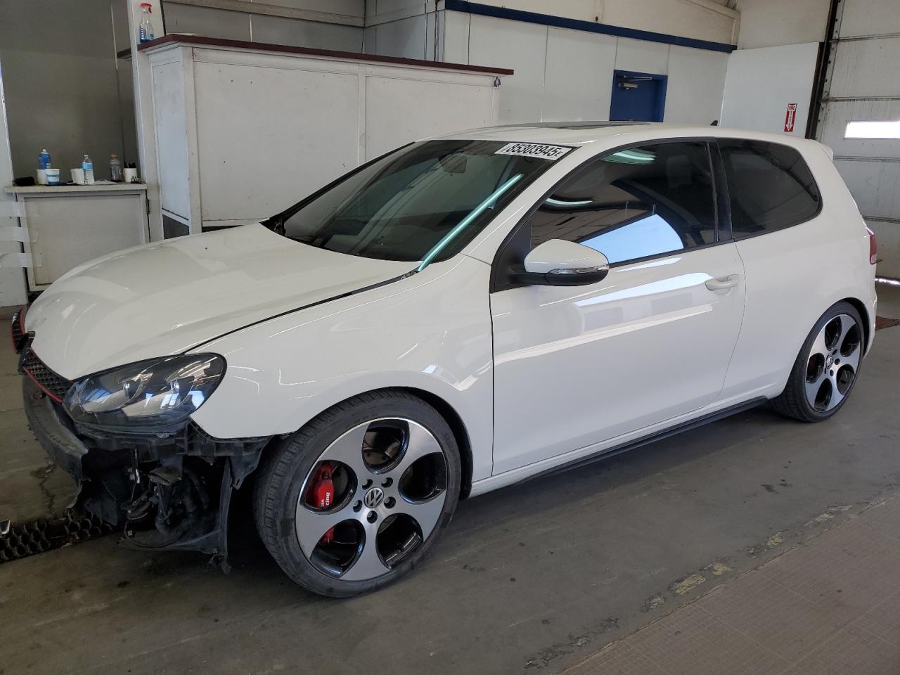 Vehicle photo