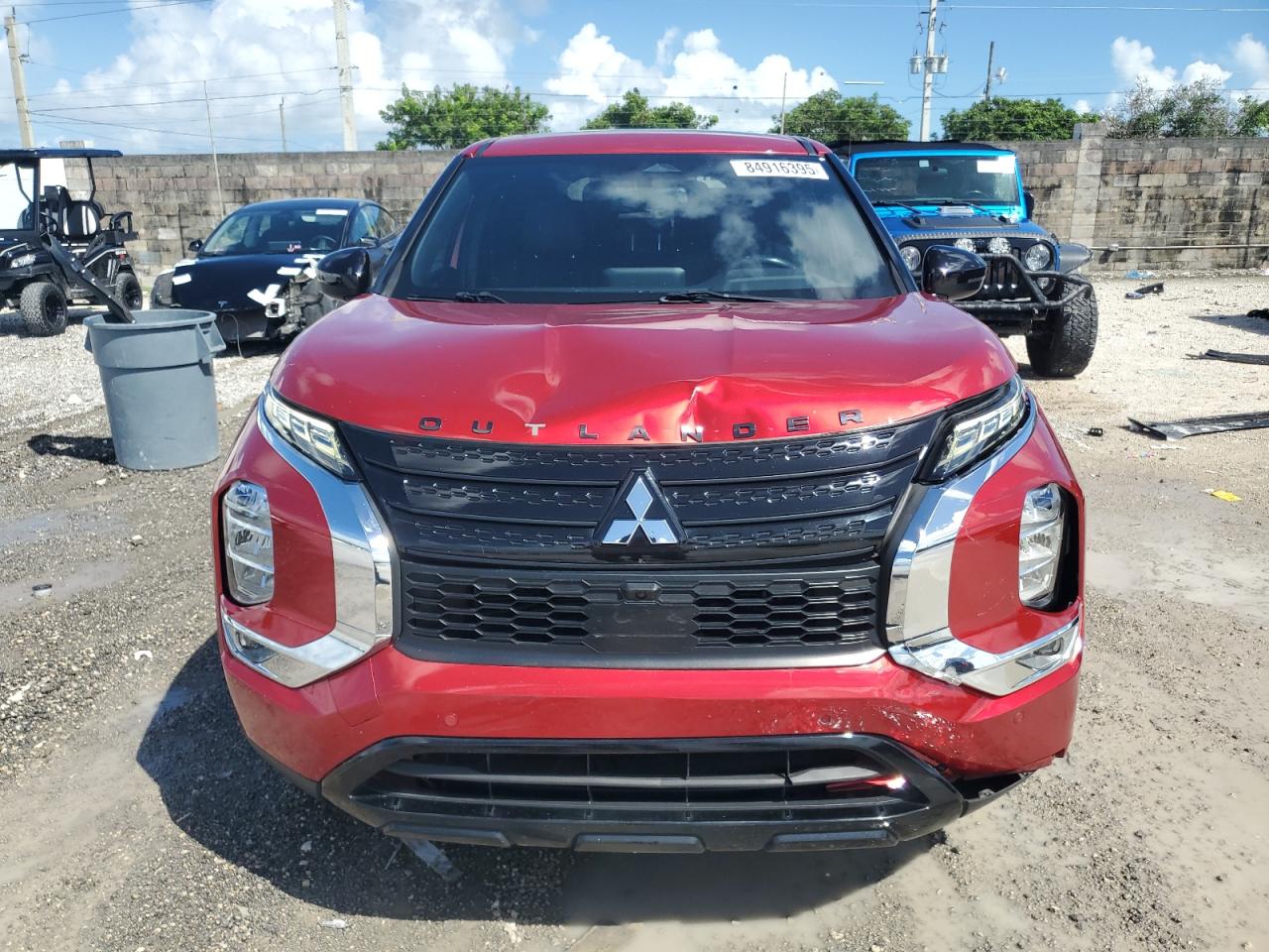 MITSUBISHI OUTLANDER SE