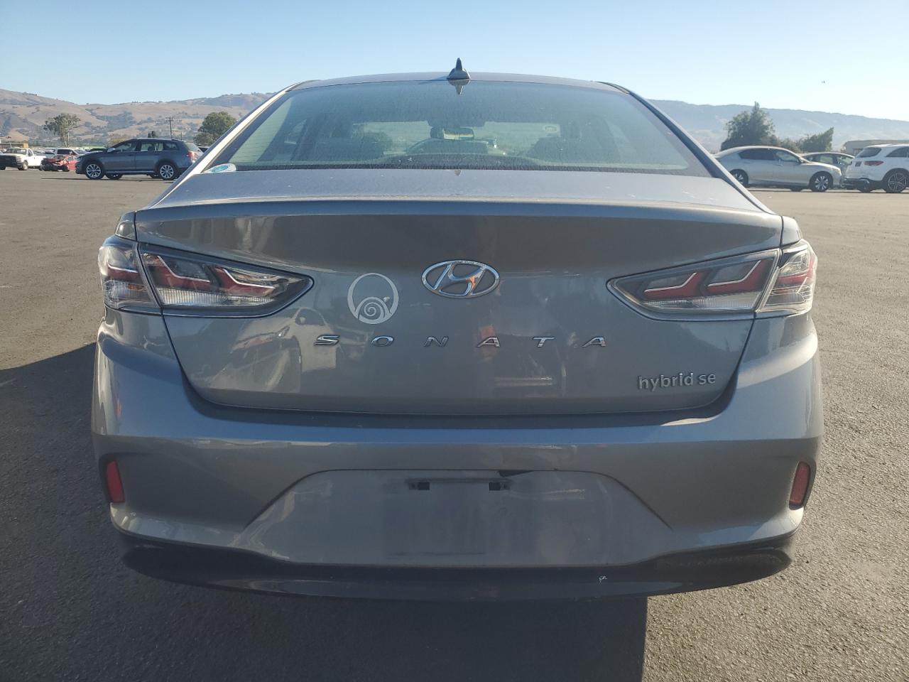 HYUNDAI SONATA HYBRID