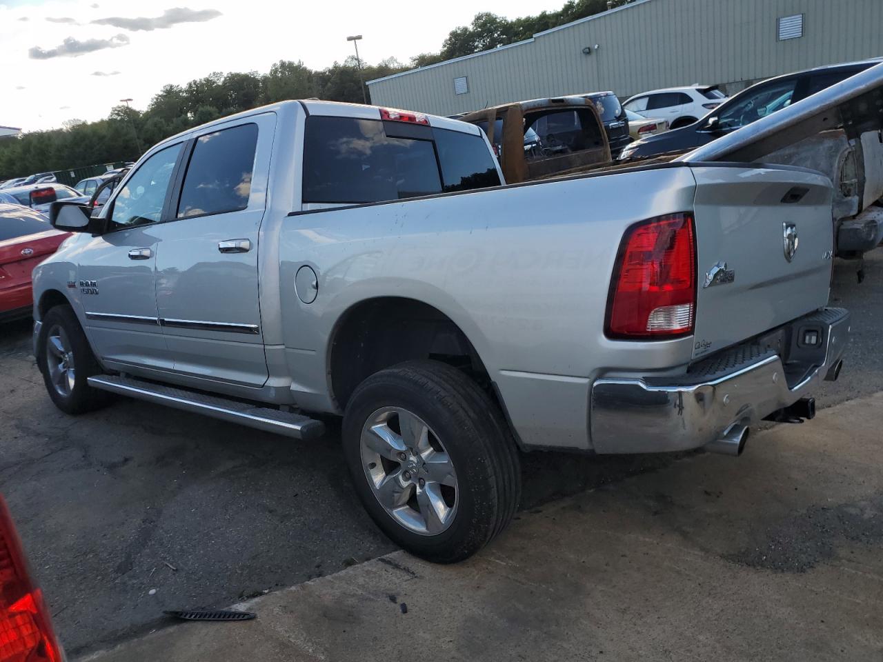 RAM 1500 SLT