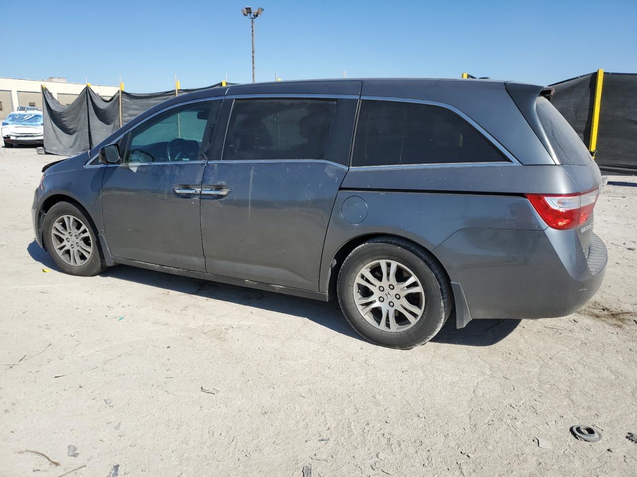 Lot #3278415387 2011 HONDA ODYSSEY EX