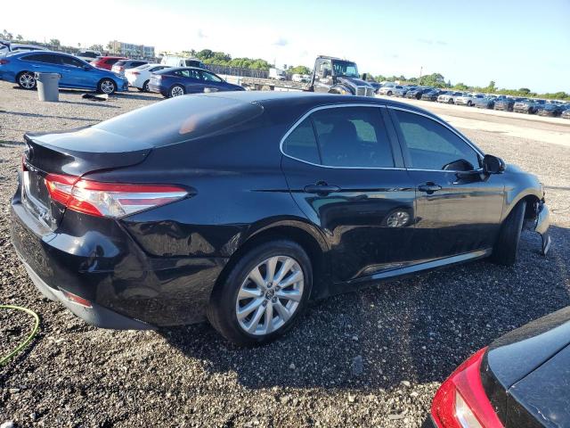 2018 TOYOTA CAMRY L 4T1B11HK3JU538196