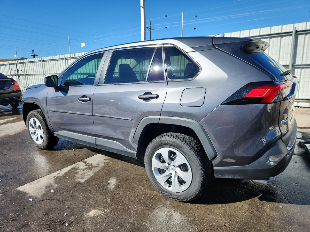 TOYOTA RAV4 LE