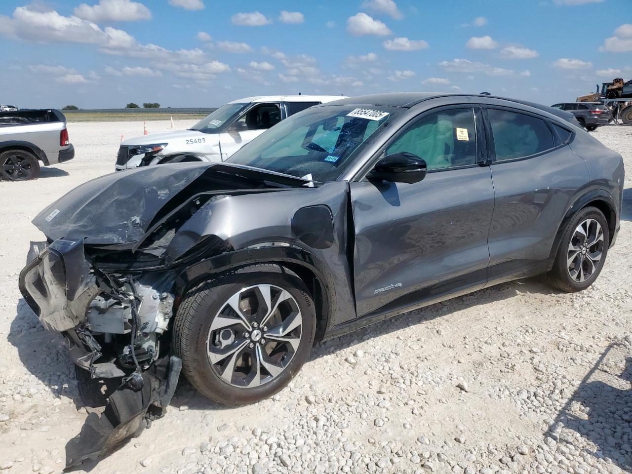 FORD MUSTANG PREMIUM