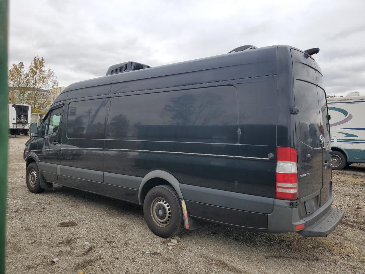 MERCEDES-BENZ SPRINTER 2500