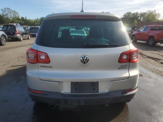 2011 VOLKSWAGEN TIGUAN S - WVGBV7AX5BW527753