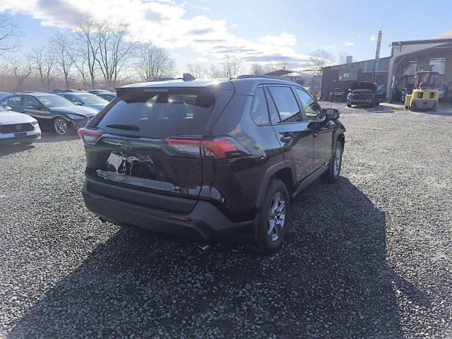 2022 TOYOTA RAV4 LE JTMMWRFV4ND142875