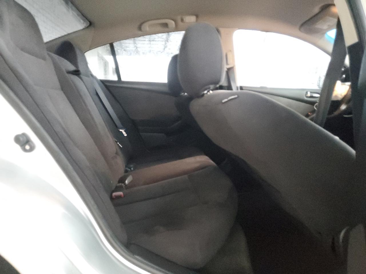NISSAN ALTIMA BASE